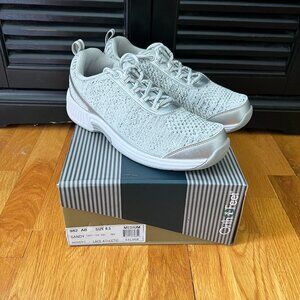 OrthoFeet Coral “Sandy” Athletic/Walking Shoes Size 8.5: NWT